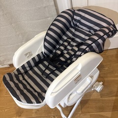 カトージ　スイング
ハイローチェアの画像