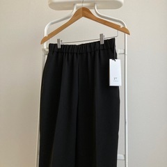 新品　プルミエアロンディスモン　パンツ　スラックス　ウエストゴム　ブラック　38の画像