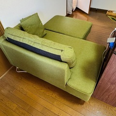 ベッドにもなる3人掛けソファの画像