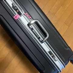 キャリーケースの画像