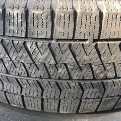 195/60r16 VRX2 スタッドレスの画像
