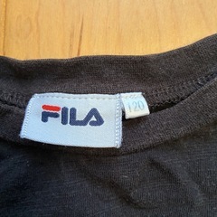 フィラ120センチ長袖Tシャツの画像