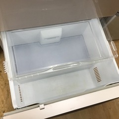 【トレファク神戸新長田店 買取/販売】取りに来られる方限定！MITSUBISHIの6ドア冷蔵庫2017年製のご紹介です！の画像