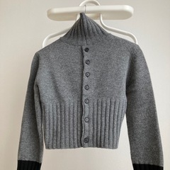 1回着用　プランシー　ニット　セーター　タートル　バイカラー　バックボタン　Sの画像