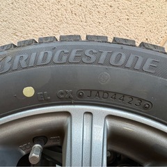 ブリヂストン　スタッドレス165/65R1479Qホイール・ナット付きの画像