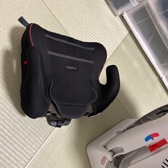 プーさんチャイルドシートの画像