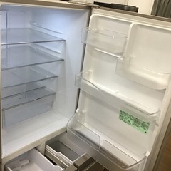 【トレファク神戸新長田店 買取/販売】取りに来られる方限定！HITACHIの5ドア冷蔵庫2015年製のご紹介です！の画像