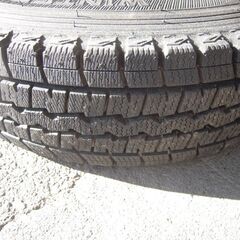 スタッドレスタイヤホイール 145R12 6PR 4本セット ダンロップ ウインターマックス 軽トラック 軽バン 軽自動車 早く見に来た物勝ち 引き取り限定の画像