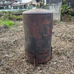 大型焼却炉 ステンレスタンク再利用加工品の画像