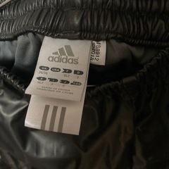 【Sサイズ】アディダスナイロンパンツ　の画像
