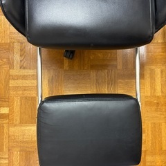 【2,500円】ゲーミングチェアの画像