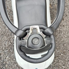 足けり乗用玩具 メルセデスベンツの画像