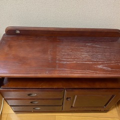 ローチェストの画像