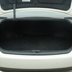 ✨自社ローン✨高級感がたまらない🤩大人気セダン👑クラウンハイブリッド👑の画像