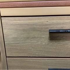 木製 収納棚の画像