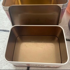 ディズニー 空き缶セット ディズニーランド シー 公式 お菓子 お土産 ケースの画像