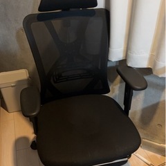 多機能オフィスチェアの画像