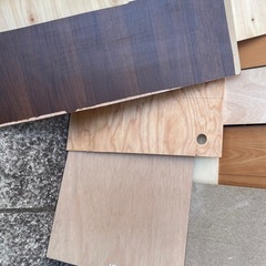 合板端材の画像