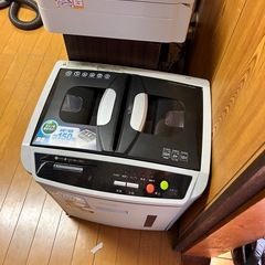 アイリスオーヤマ　シュレッダーの画像