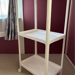 コロ付き3段棚の画像