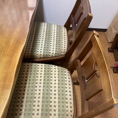 ダイニングテーブル・チェアセットの画像