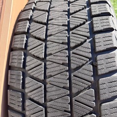 ブリザック 225/60R17 スタッドレス DM-V3 ブリヂストン アルファードの画像