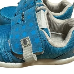 スニーカー　13.5cmの画像