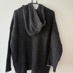 SELF+SERVICE フード付きダークグレーカーディガンの画像