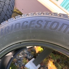 ブリザック 225/60R17 スタッドレス DM-V3 ブリヂストン アルファードの画像