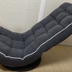 ニトリ回転リクライニングチェア　の画像