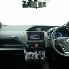 ‼️自社ローン‼️ハイブリッドファミリーカー🍀大人数のドライブに是非👍の画像