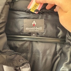 mont-bell ブラック ダウンジャケット Mの画像