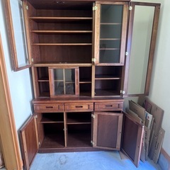 ❤️無料❤️レトロな食器棚❤️の画像