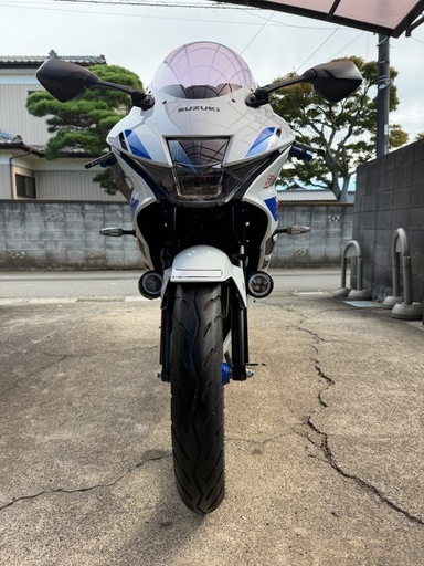 GSX-R125 カスタム多数 ABS ホワイト 自賠責令和12年7月まで 埼玉