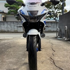 GSX-R125 カスタム多数 ABS ホワイト 自賠責令和12年7月まで 埼玉の画像