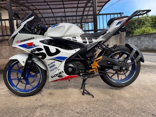 GSX-R125 カスタム多数 ABS ホワイト 自賠責令和12年7月まで 埼玉