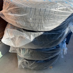 最終値下げ225/65R17 スタッドレスタイヤホイールセットの画像