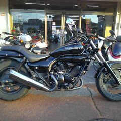 NO.5578　カワサキ　エリミネーター２５０Ｖ　水冷４サイクルＶツインエンジン　ブラック☆彡の画像