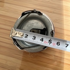 NARDI ホーンボタン(ボロい)の画像