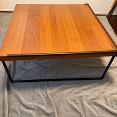 BoConcept ボーコンセプト スクエア センターテーブル コーヒーテーブル リビングテーブル ローテーブル モダンの画像