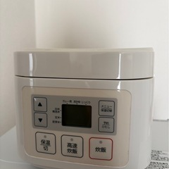 電子レンジ　炊飯器　ベットフレームの画像