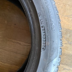 ブリヂストン　スタッドレス　
ブリザック　245/45/19の画像