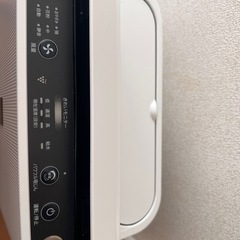 　シャープ　空気清浄機（箱、説明書付き）の画像