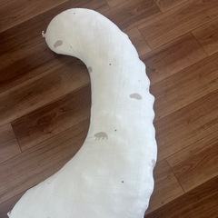 サンデシカ　抱き枕　授乳枕の画像