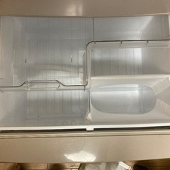 冷蔵庫　SHARP 6ドアの画像