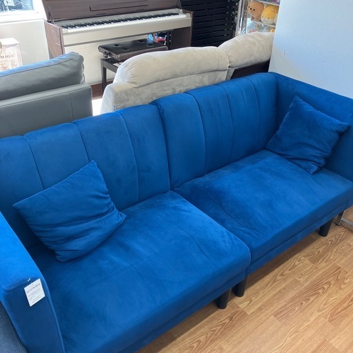 3人掛けソファ売ります‼︎