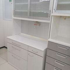 ★リユースのサカイ日立店★HJ8305 高橋木工所 レンジボード ホワイト H200.5×D55×W120.5 クリーニング済み の画像