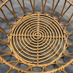 籐のカゴ　収納　　の画像