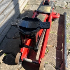 フロアージャッキ　2トン　車両整備の画像
