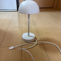 電気スタンドの画像